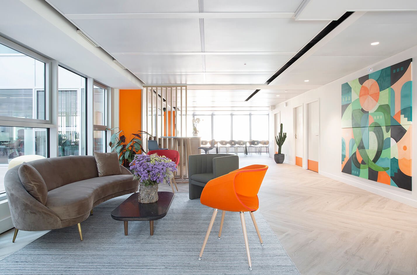 Aménagement d'espaces professionnels réalisé par Synergy Travaux