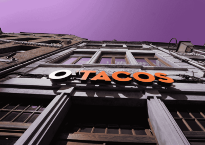 Enseigne restaurant O'Tacos