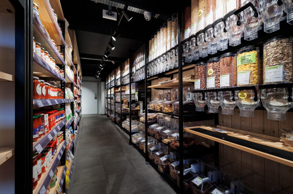 Transformation d’une boutique en commerce alimentaire Biocoop à Versailles