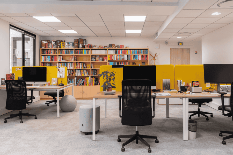 Open space aménagé dans les bureaux Hugo Publishing